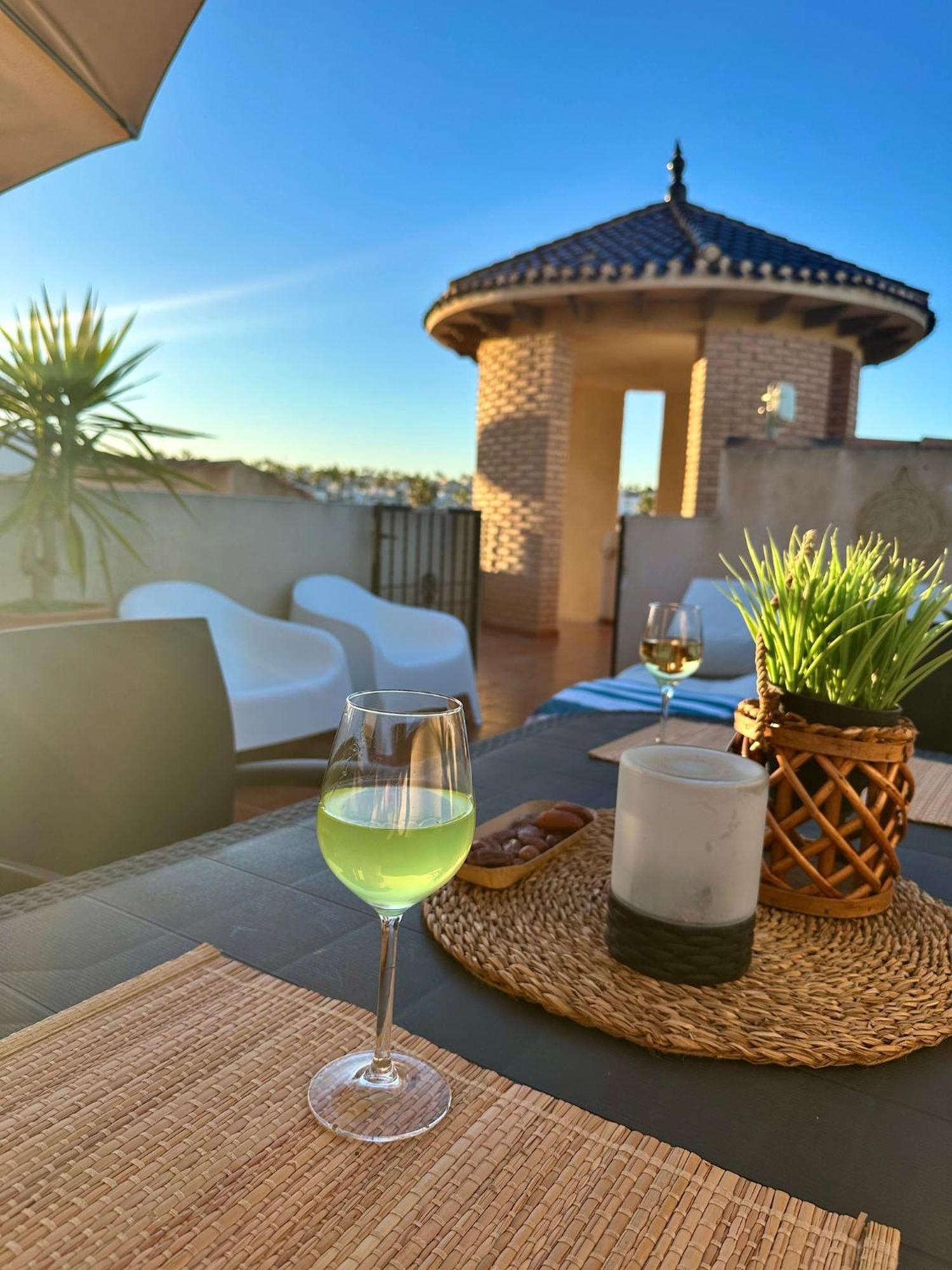 Casa Andres. Two Bed Penthouse Pool & Terrace Lejlighed Alicante Eksteriør billede