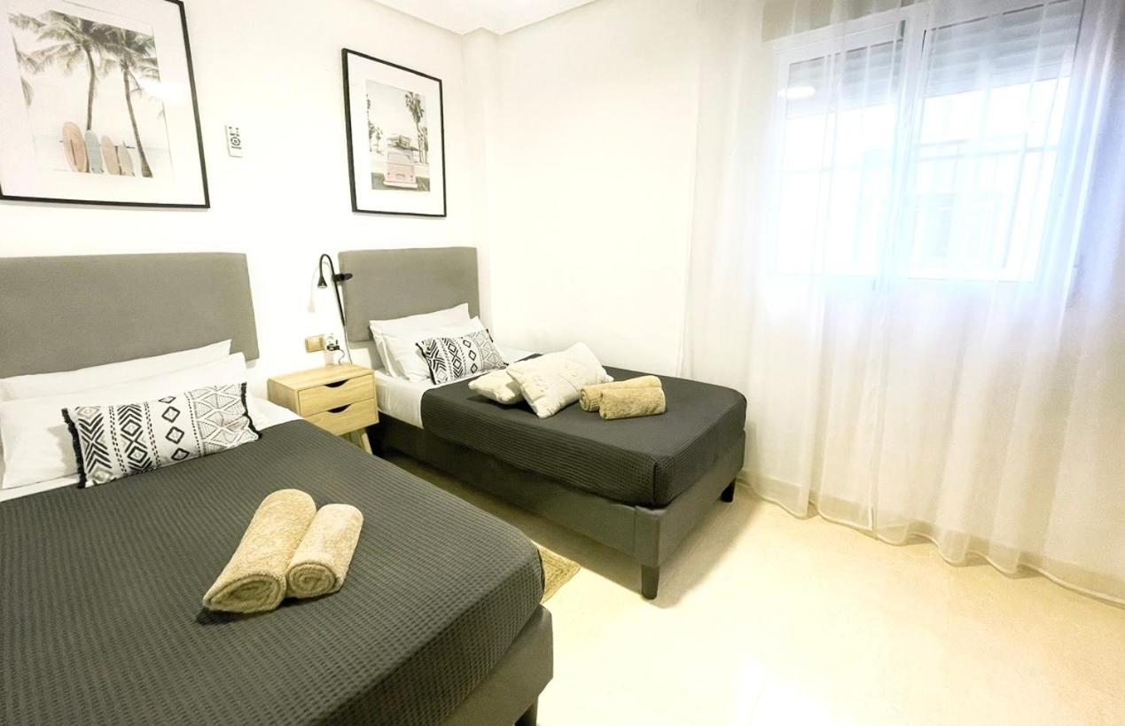 Casa Andres. Two Bed Penthouse Pool & Terrace Lejlighed Alicante Eksteriør billede